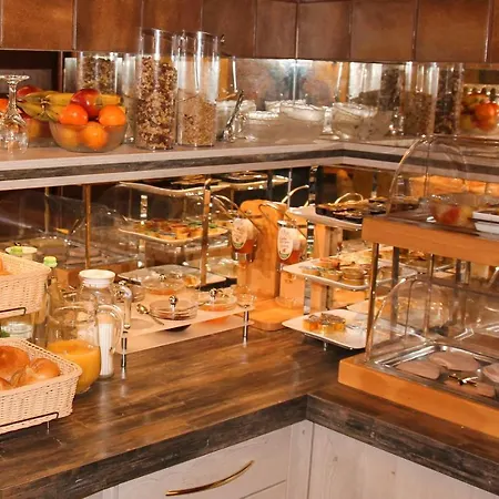 Landhotel Goldener Stern 3*