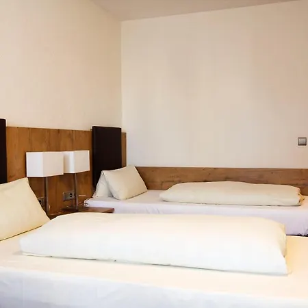 Landhotel Goldener Stern 3* Trautskirchen
