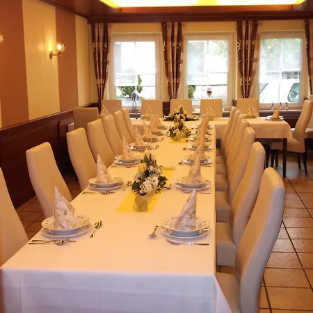 Landhotel Goldener Stern Gasthof 3*