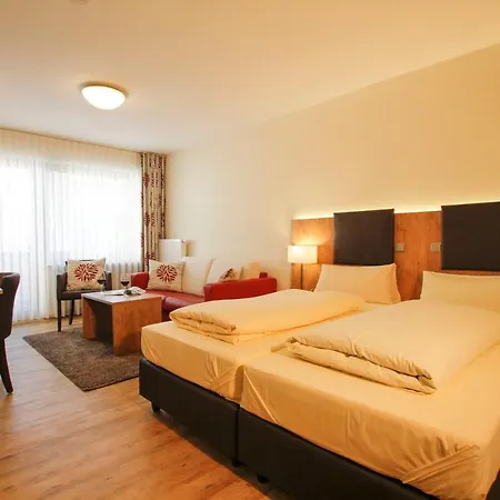 Landhotel Goldener Stern 3* Trautskirchen